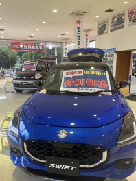 新型スイフト即納車！！